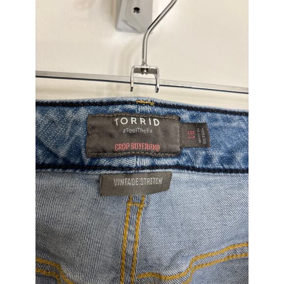 Torrid Jeans Womens 16 Liquid Blues Crop Boyfriend Straight Distressed Mid-Rise - Picture 3 of 5